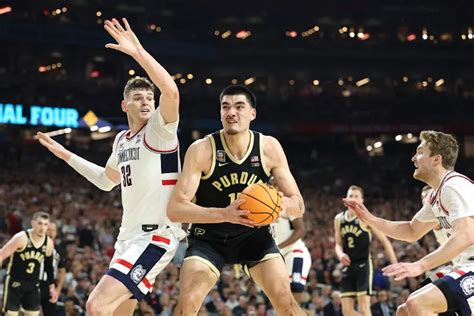 ncaa mvp odds|2024 Most Oustanding Player odds: Donovan Clingan, not Zach E.